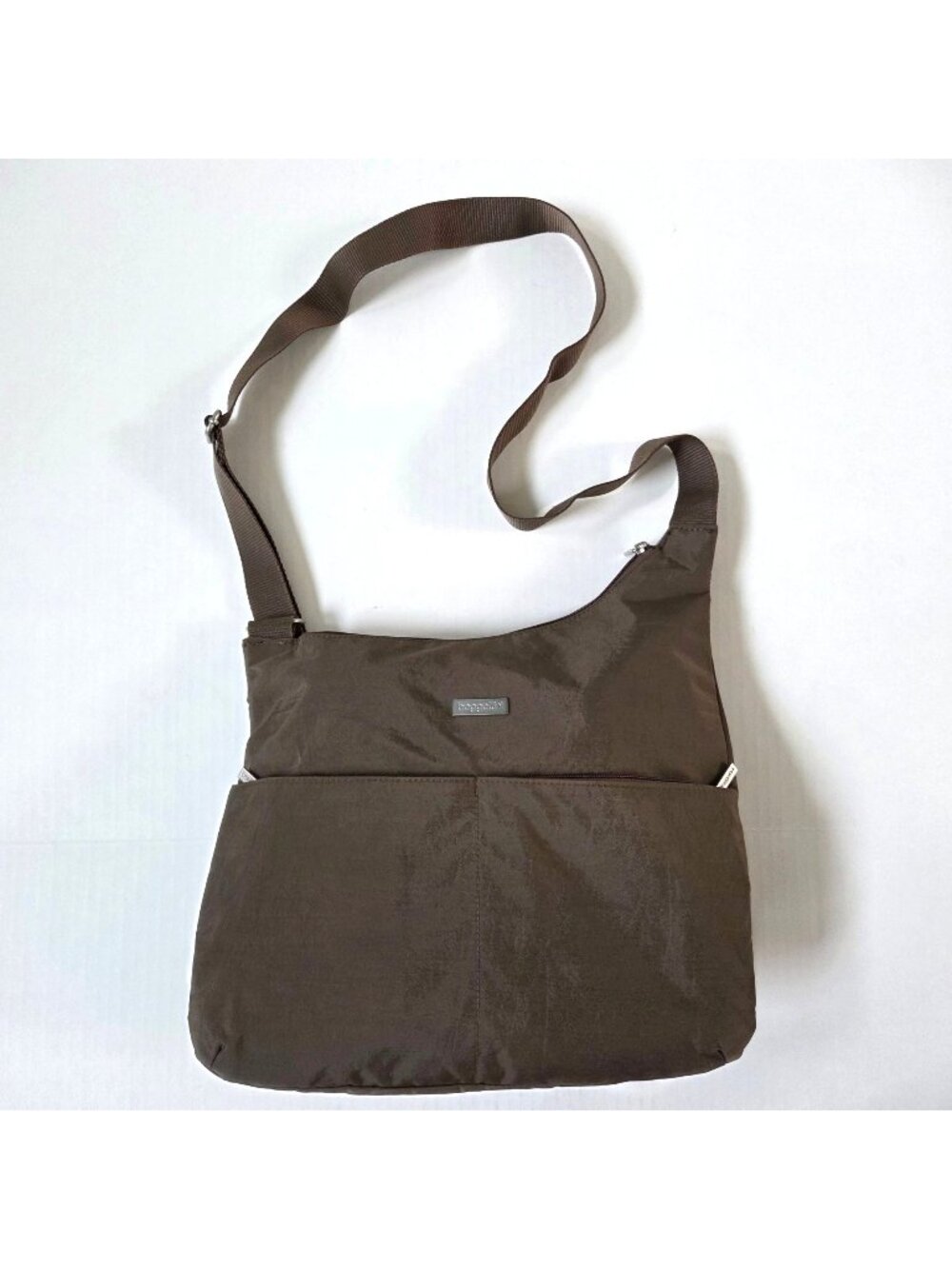 Baggallini Purse Brown Taupe Lightweight Travel Organizer Crossbody